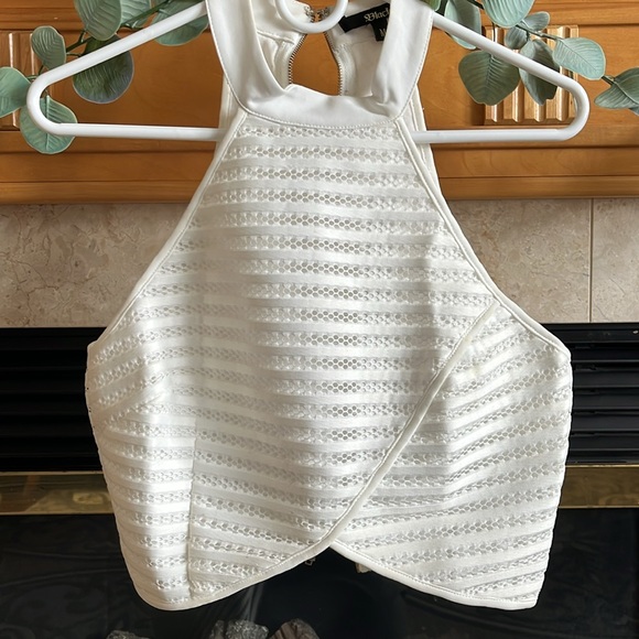 White 2 Piece Set - Picture 4 of 7